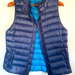 Gap Down Puffer Vest